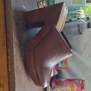 Brown Leather Women's Clogs